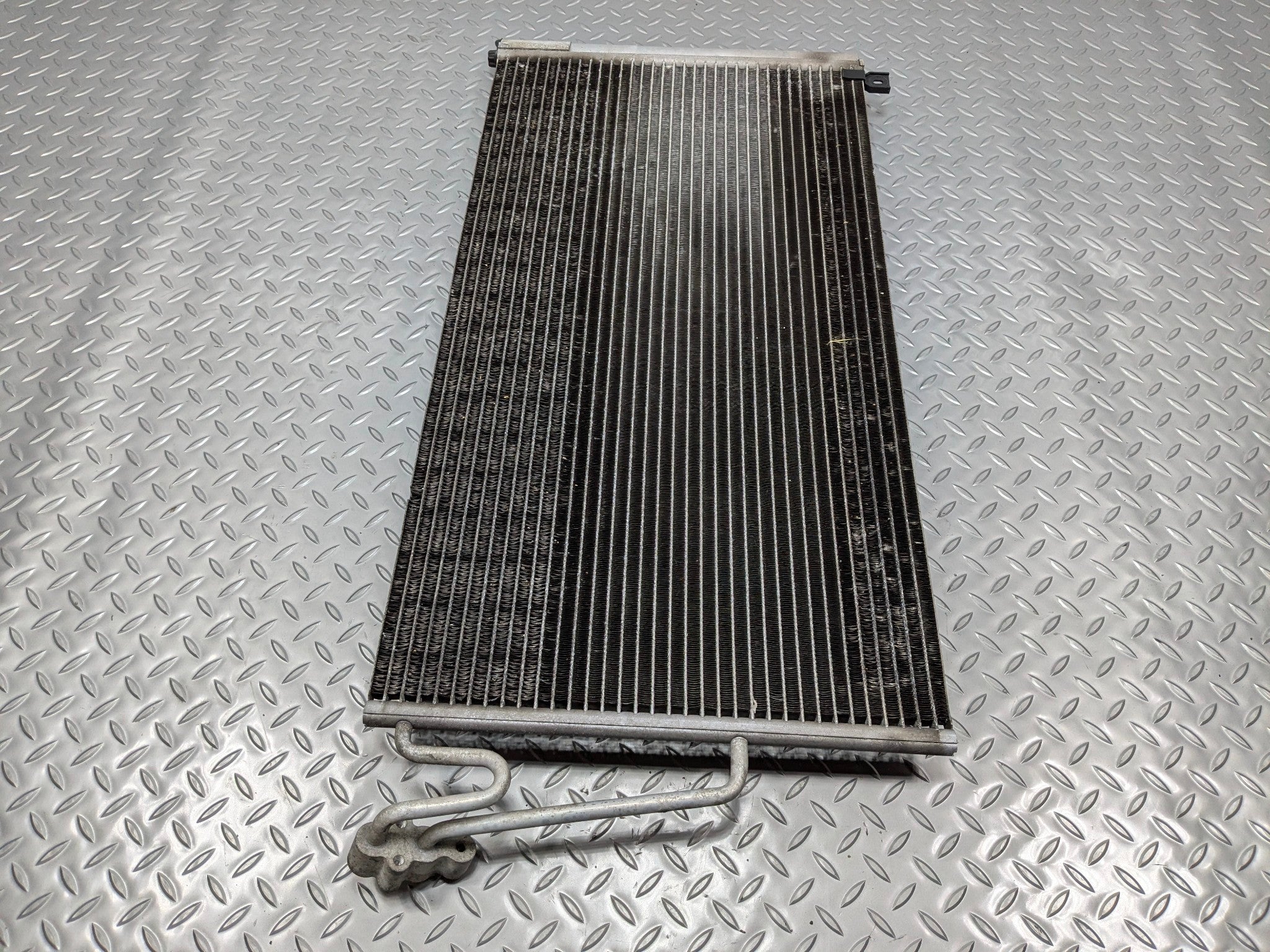 2009 - 2010 OEM MINI COOPER CONVERTIBLE AC AIR CONDITIONING CONDENSER RADIATOR