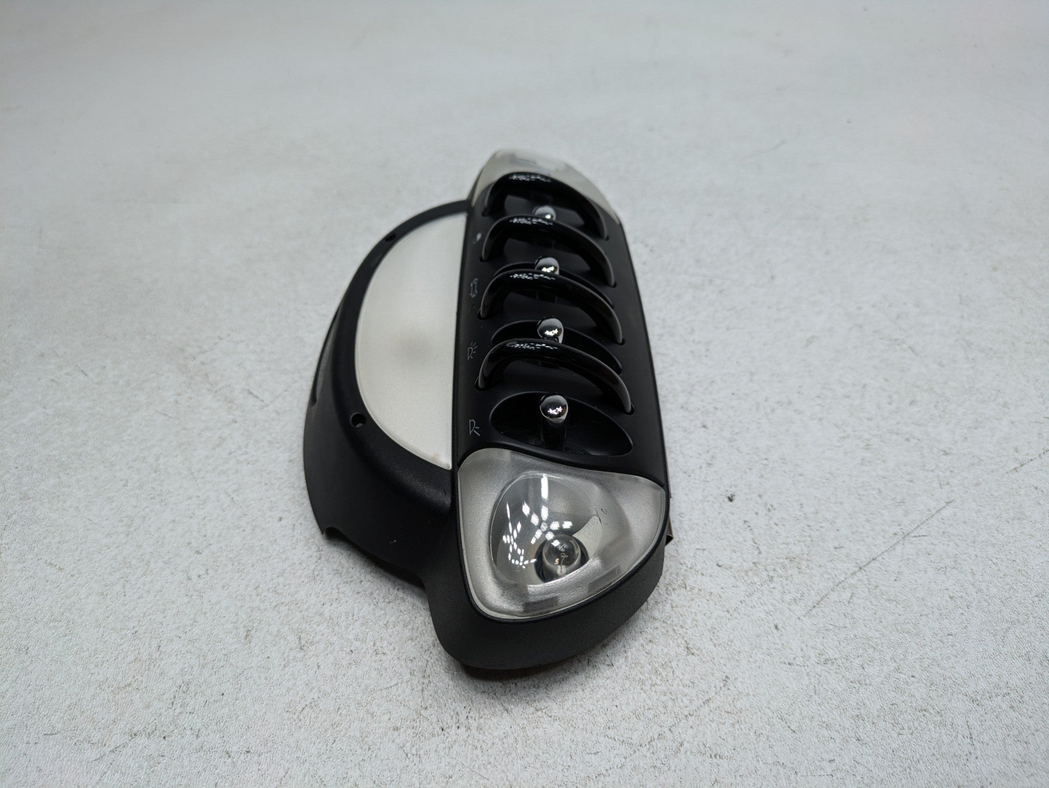 09 - 10 OEM MINI COOPER CONVERTIBLE DOME LIGHT AND OPERATING SWITCH ASSEMBLY