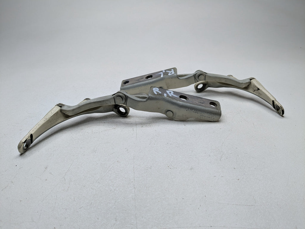 2009 - 2010 OEM MINI COOPER CONVERTIBLE REAR LEFT AND RIGHT SIDE TRUNK HINGE SET