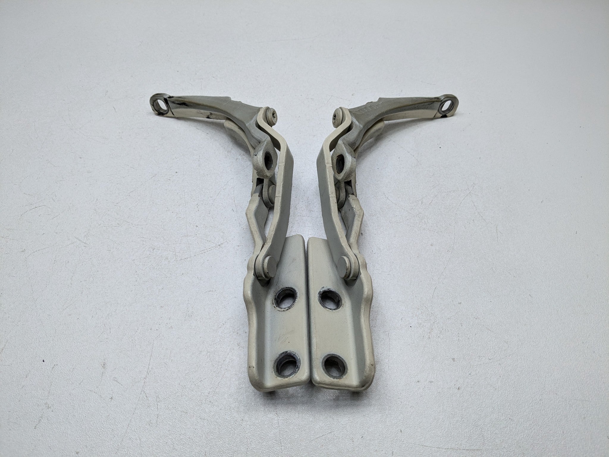 2009 - 2010 OEM MINI COOPER CONVERTIBLE REAR LEFT AND RIGHT SIDE TRUNK HINGE SET