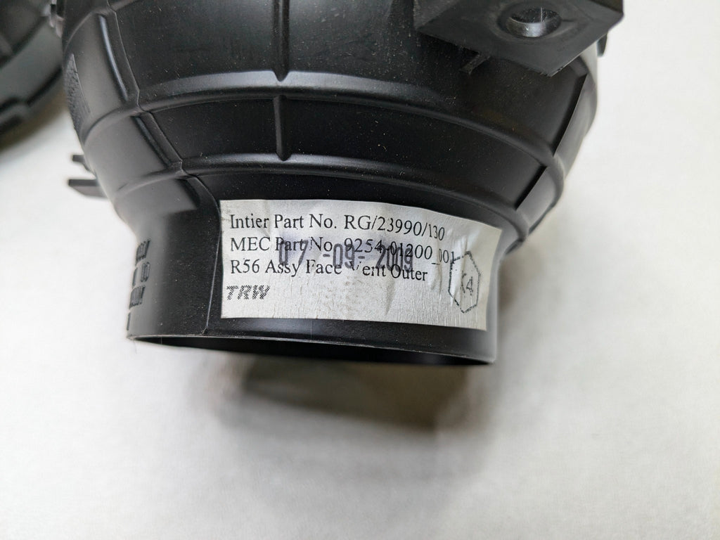 09 - 10 OEM MINI COOPER CONVERTIBLE LEFT AND RIGHT AIR CONDITIONING HEATER VENTS