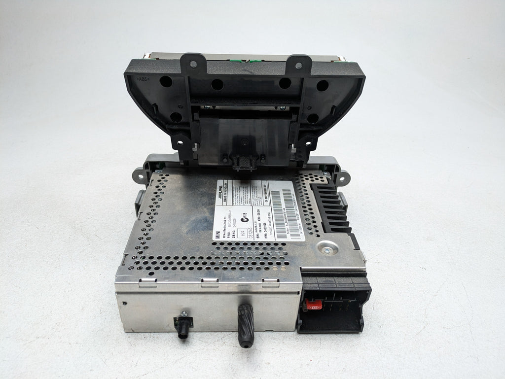 2009 - 2010 OEM MINI COOPER CONVERTIBLE AUDIO AND VISUAL EQUIPMENT CD PLAYER