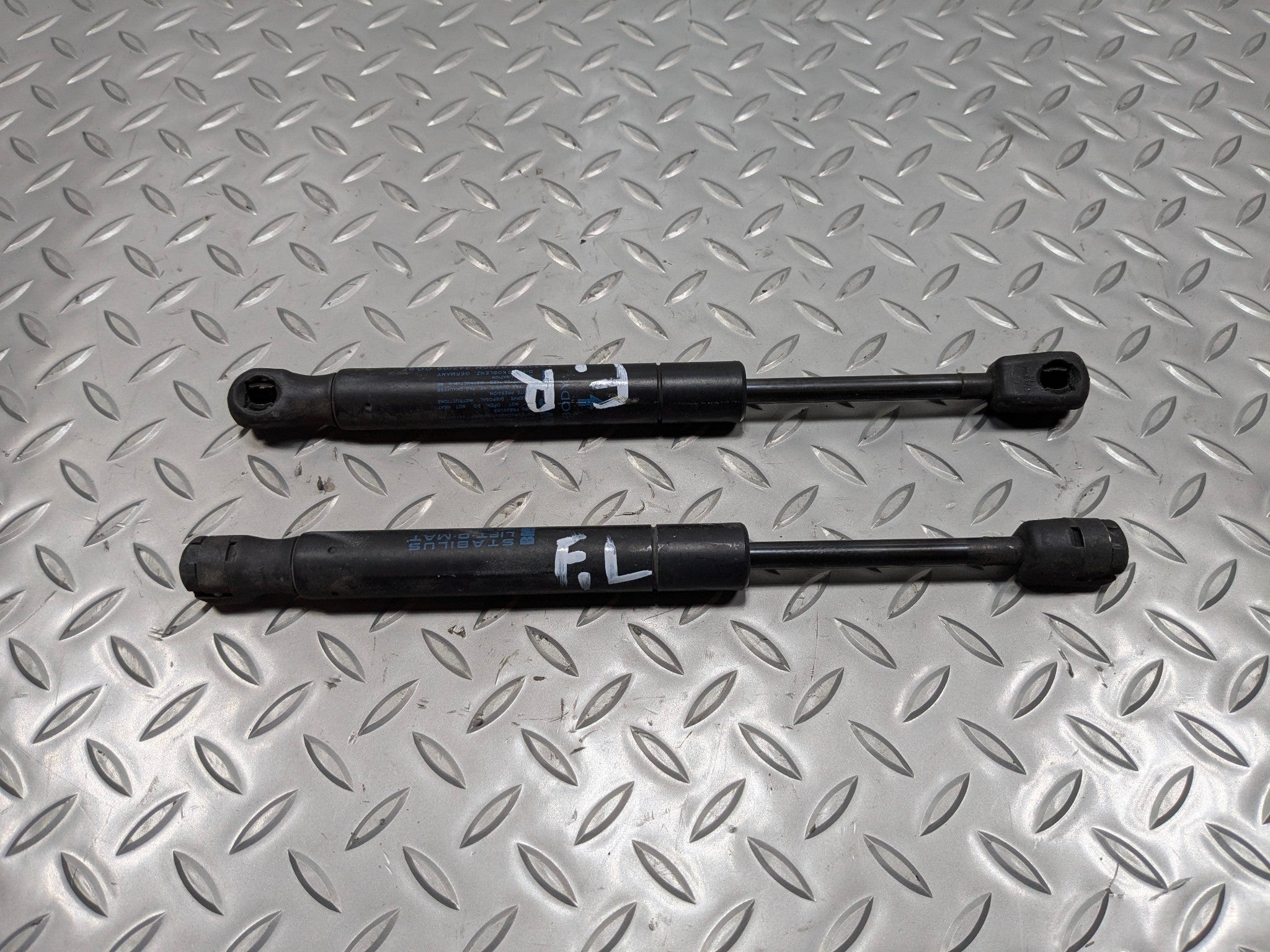 09 - 10 OEM MINI COOPER CONVERTIBLE FRONT LEFT AND RIGHT SIDE HOOD SHOCK STRUT