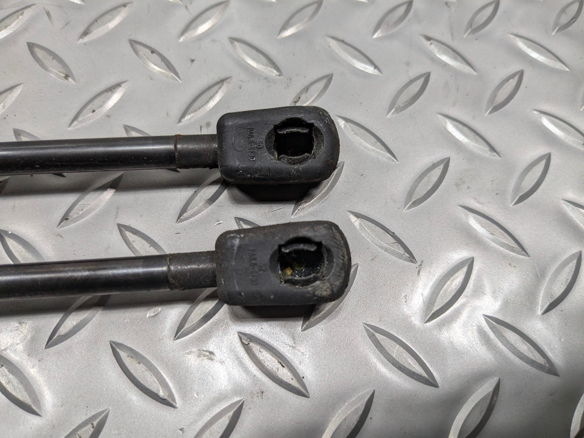 09 - 10 OEM MINI COOPER CONVERTIBLE FRONT LEFT AND RIGHT SIDE HOOD SHOCK STRUT