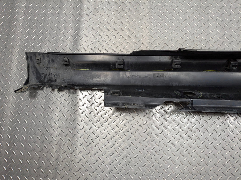 09 - 10 OEM MINI COOPER CONVERTIBLE LEFT DRIVER SIDE ROCKER MOLDING SKIRT COVER