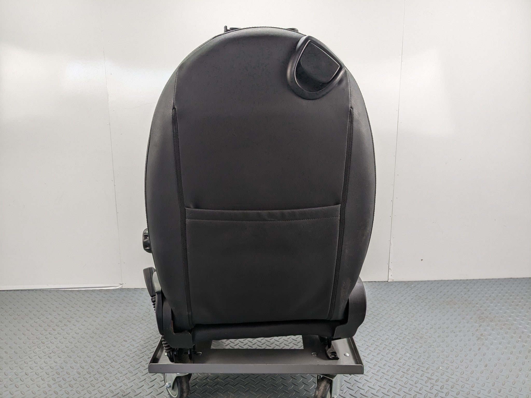 2009 - 2010 OEM MINI COOPER CONVERTIBLE FRONT RIGHT SIDE SEAT BLACK LEATHER