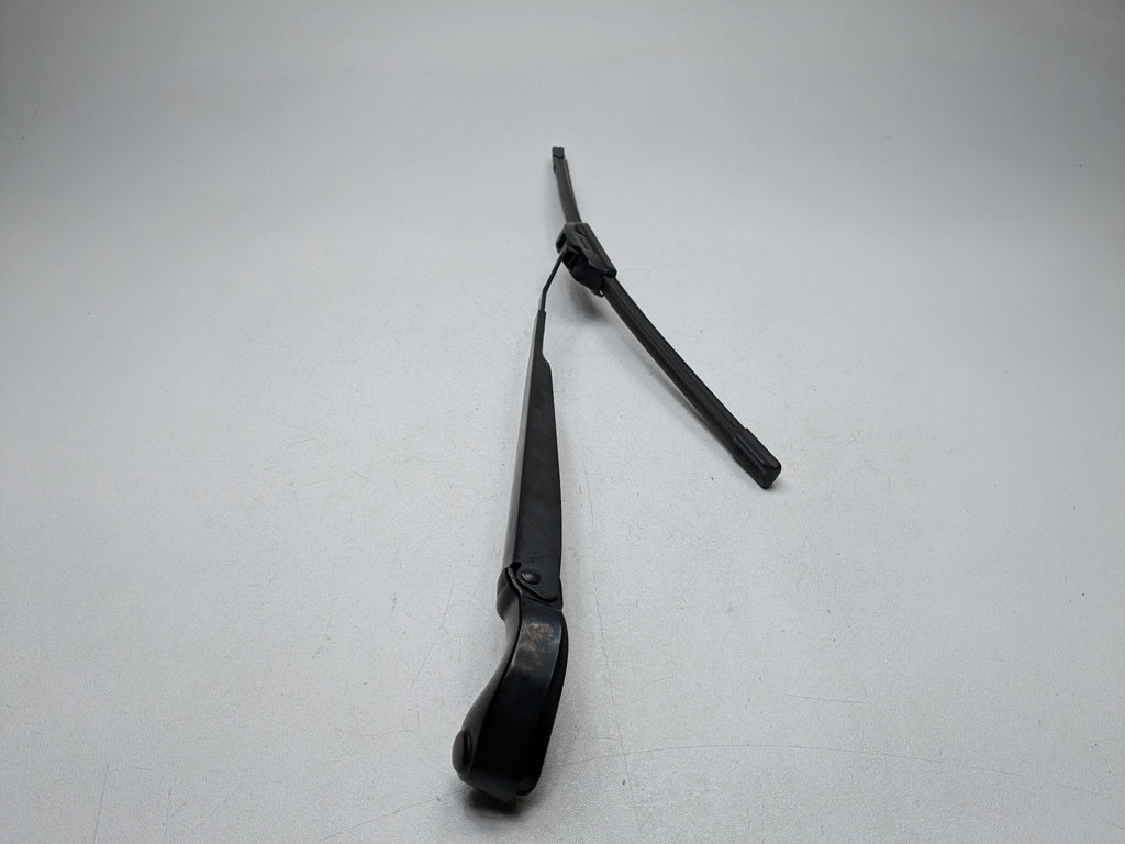 2009 - 2010 OEM MINI COOPER CONVERTIBLE FRONT RIGHT SIDE WIPER ARM WITH BLADE