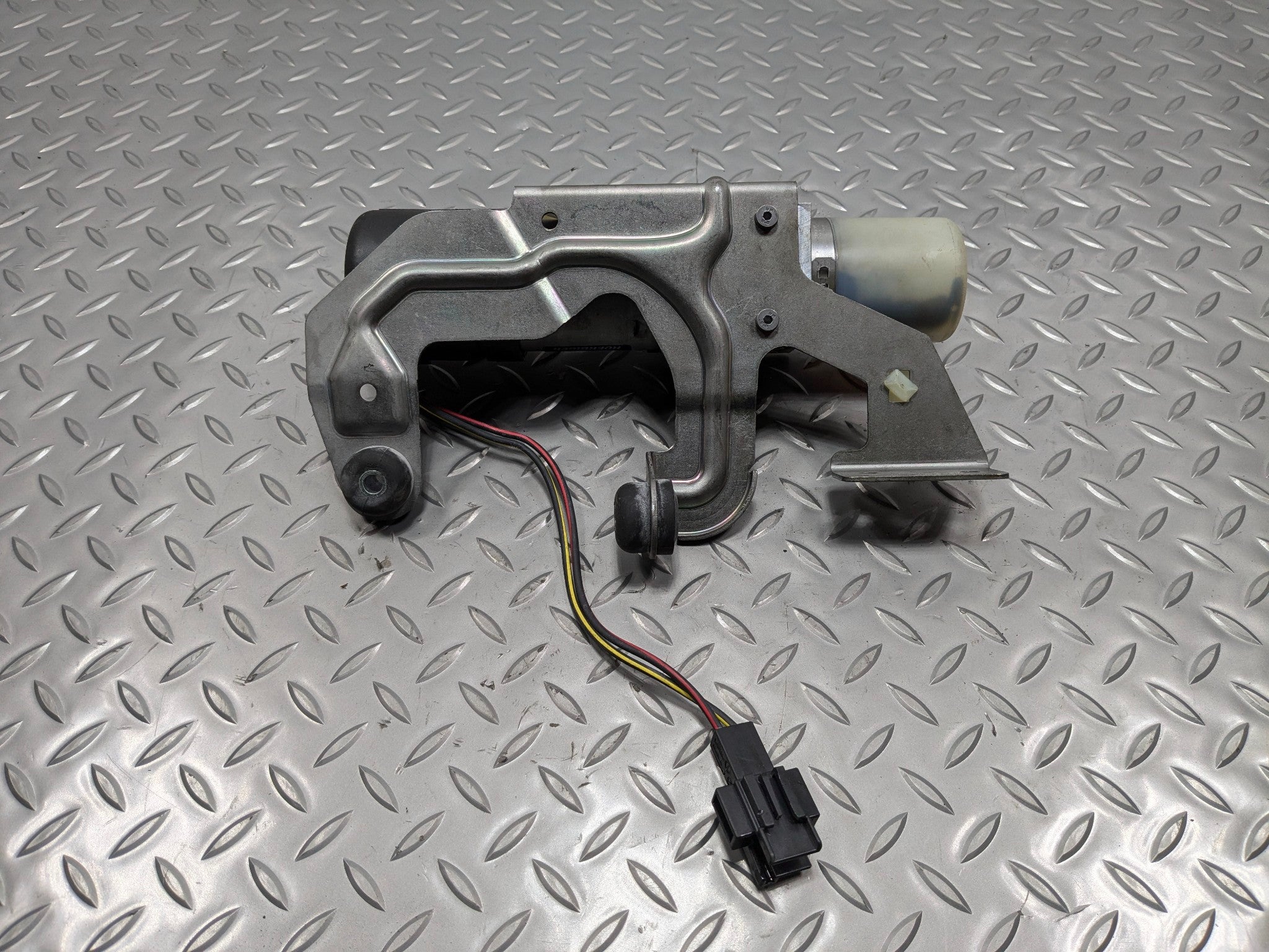 2009 - 2010 OEM MINI COOPER CONVERTIBLE HYDRAULIC ROOF LIFT MOTOR PUMP ASSEMBLY