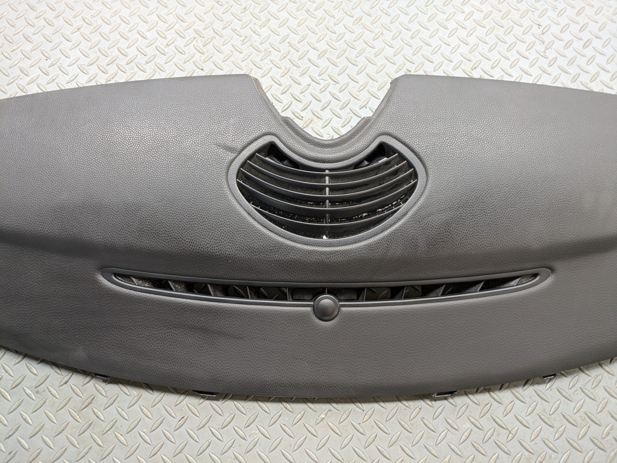 2009 - 2010 OEM MINI COOPER CONVERTIBLE FRONT DASHBOARD DASH COVER LEATHER BLACK