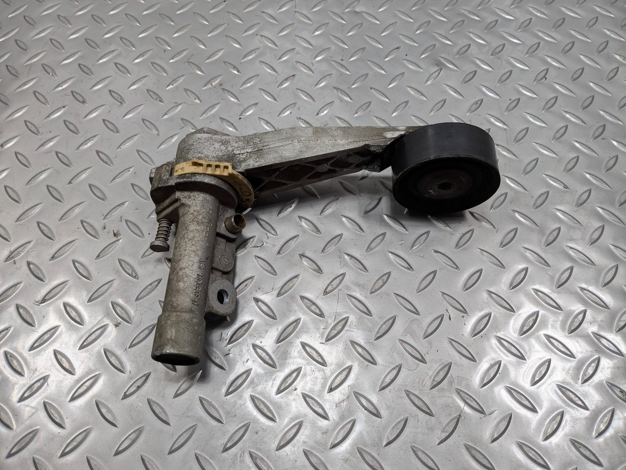 09 - 10 OEM MINI COOPER CONVERTIBLE ENGINE ALTERNATOR MECHANICAL BELT TENSIONER