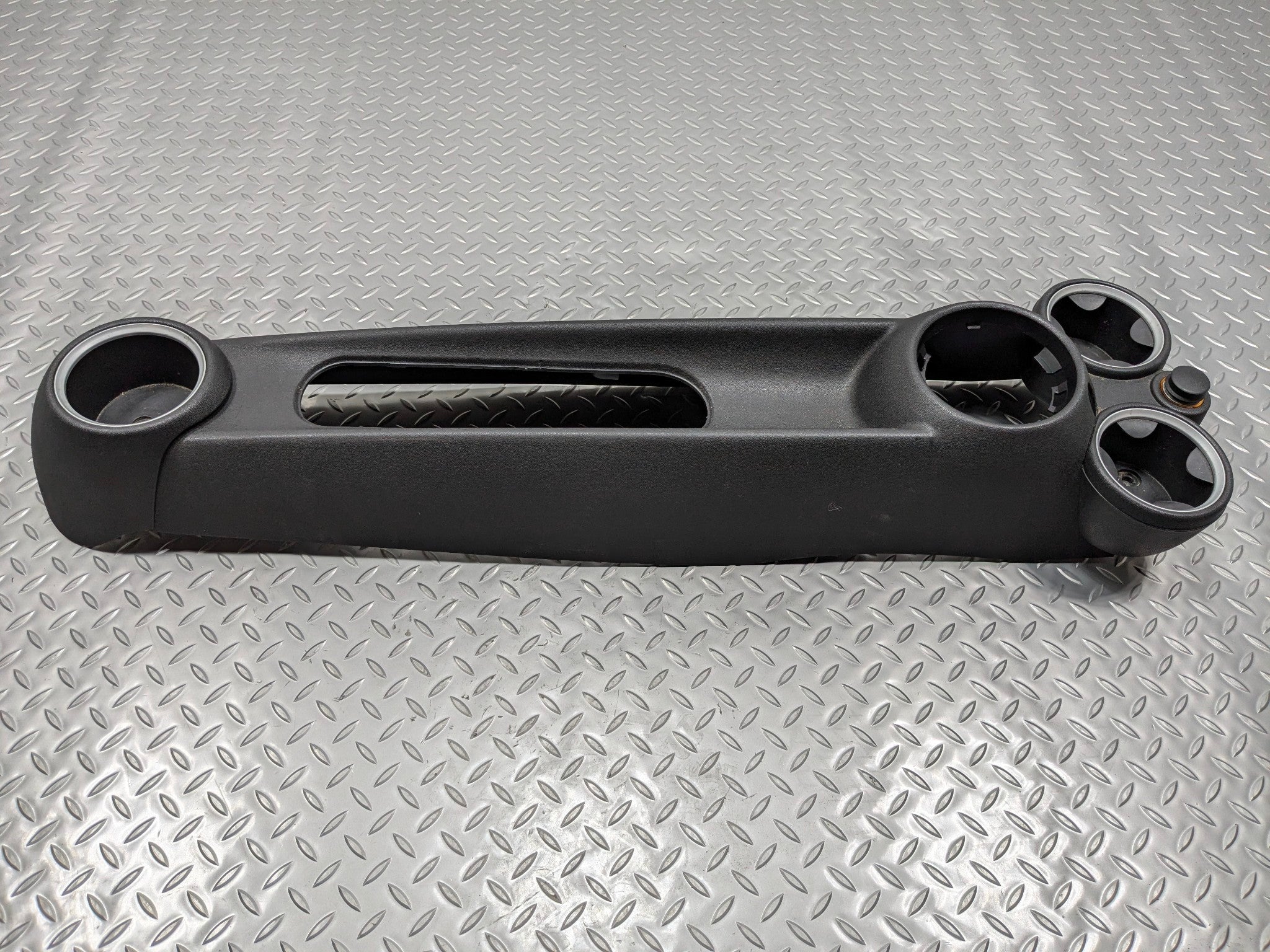 2009 - 2010 OEM MINI COOPER CONVERTIBLE CENTRE CONSOLE ARMREST ASSEMBLY