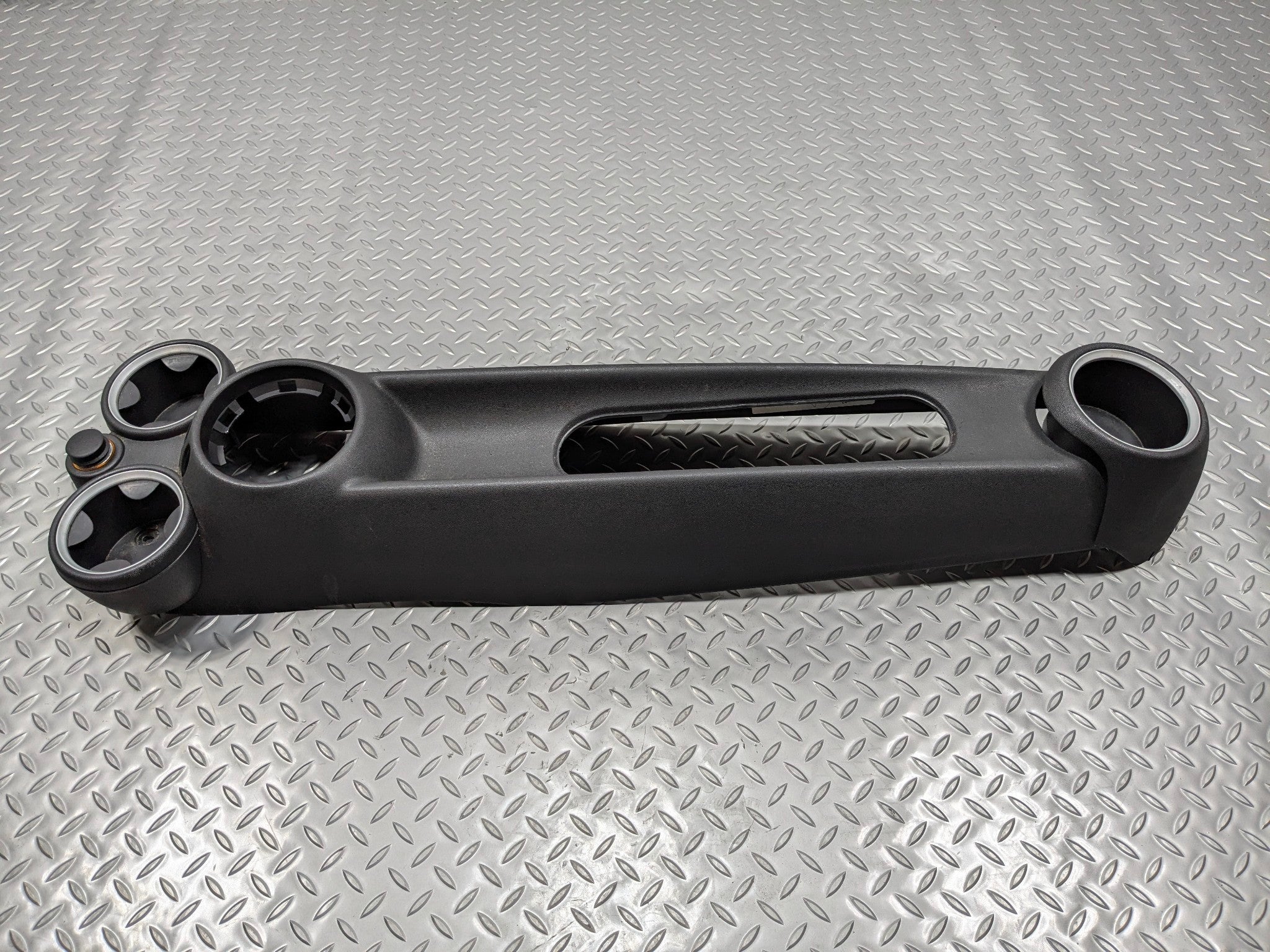 2009 - 2010 OEM MINI COOPER CONVERTIBLE CENTRE CONSOLE ARMREST ASSEMBLY