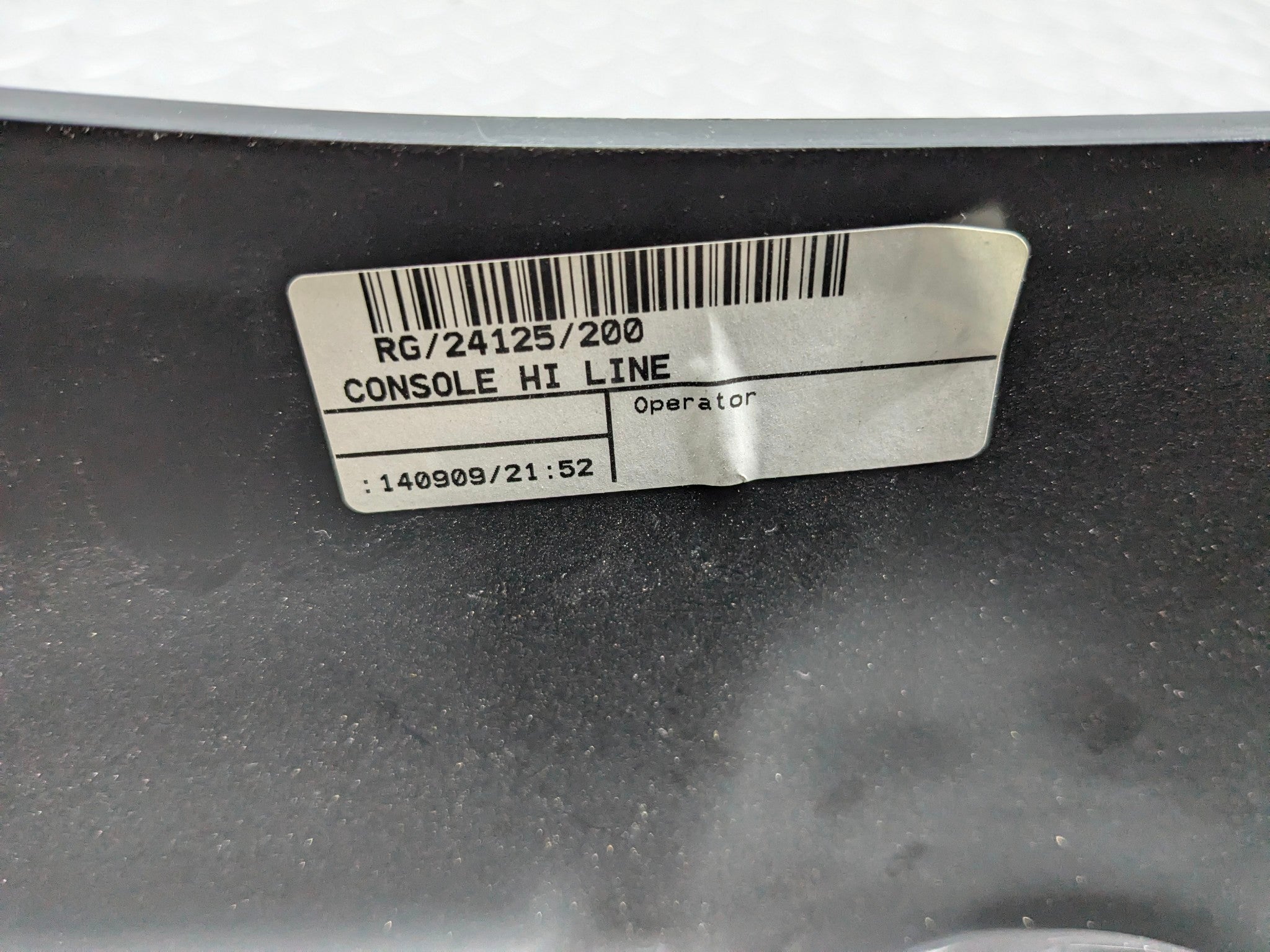 2009 - 2010 OEM MINI COOPER CONVERTIBLE CENTRE CONSOLE ARMREST ASSEMBLY