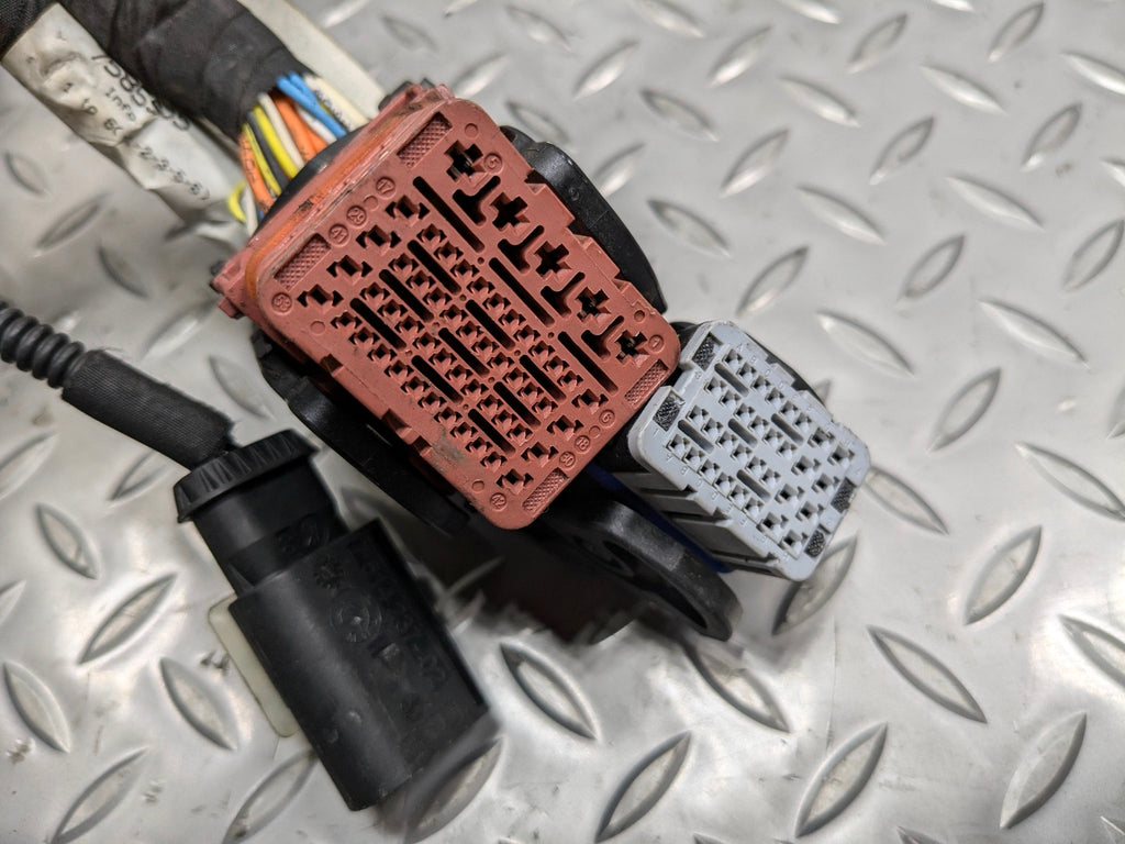 2009 - 2010 OEM MINI COOPER CONVERTIBLE ENGINE WIRE HARNESS CABLE AND CONNECTOR