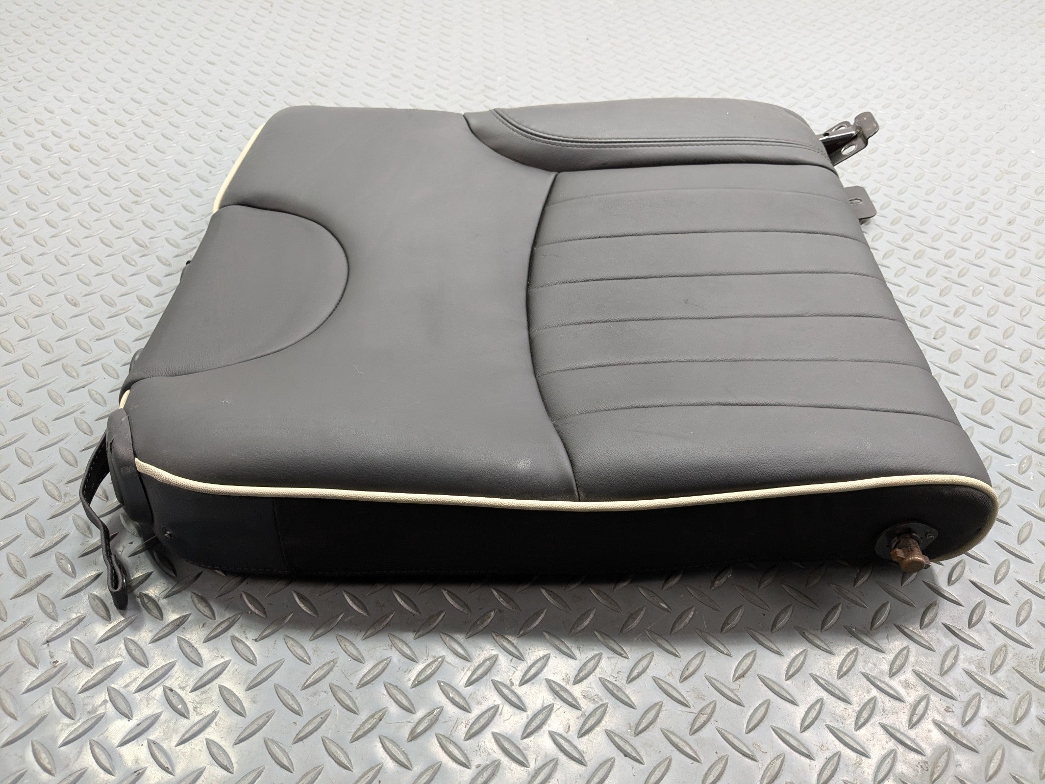 2009 - 2010 OEM MINI COOPER CONVERTIBLE REAR LEFT DRIVER SIDE UPPER SEAT CUSHION