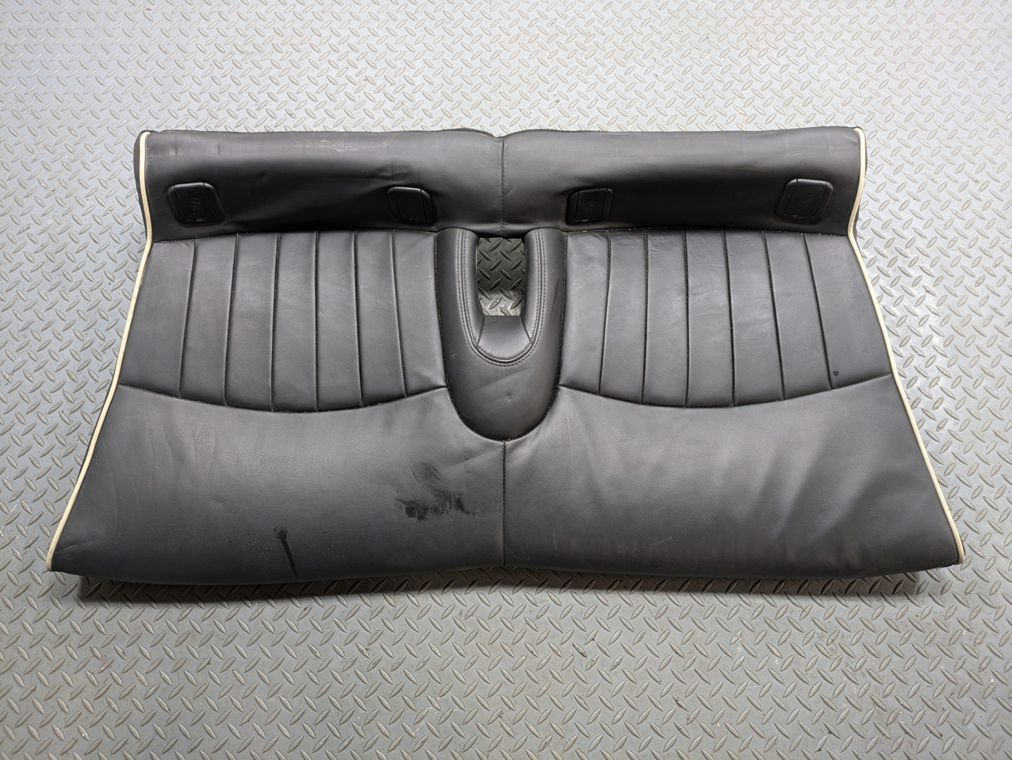 2009 - 2010 OEM MINI COOPER CONVERTIBLE REAR LOWER SEAT CUSHION LEATHER BLACK