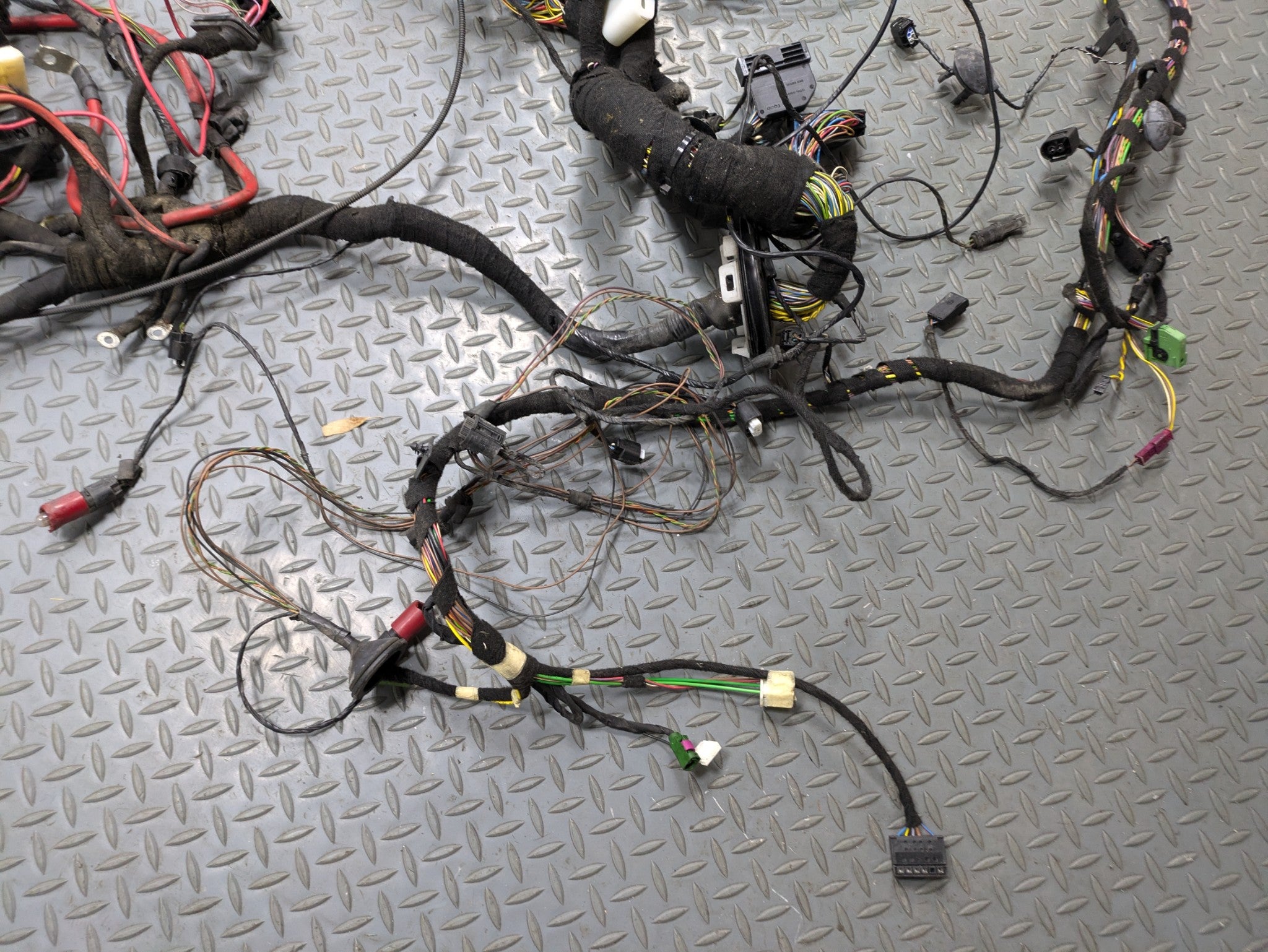 2009 - 2010 OEM MINI COOPER CONVERTIBLE BODY WIRE HARNESS CABLE AND CONNECTOR
