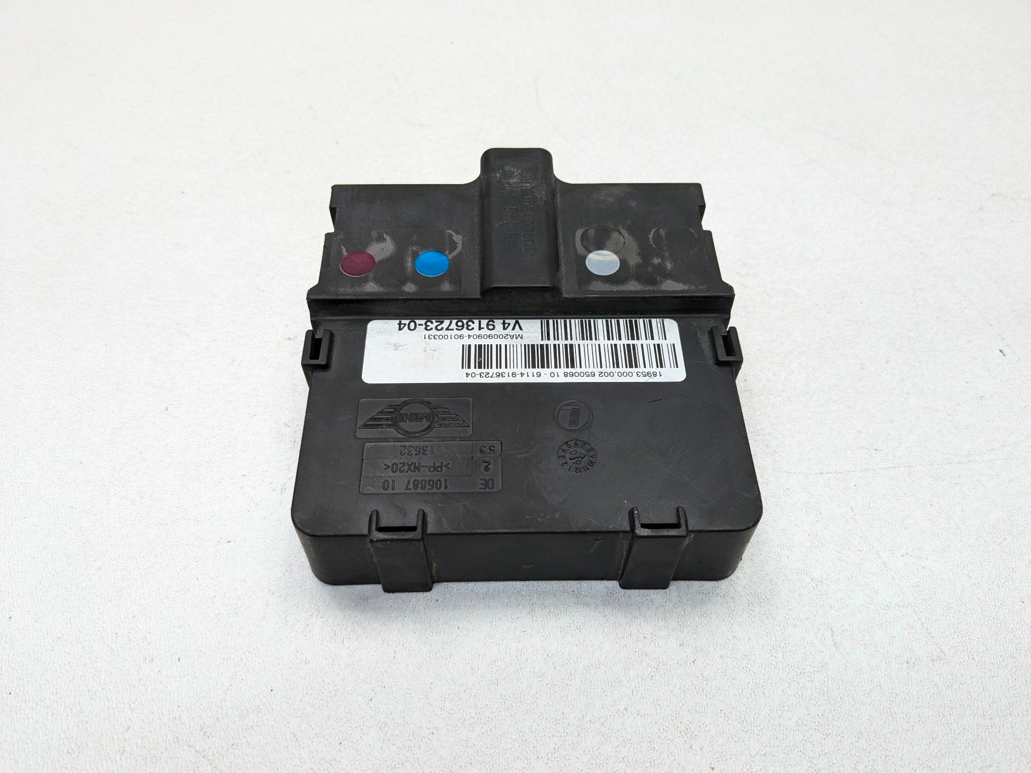 2009 - 2010 OEM MINI COOPER CONVERTIBLE POSITIVE TERMINAL POWER DISTRIBUTION BOX