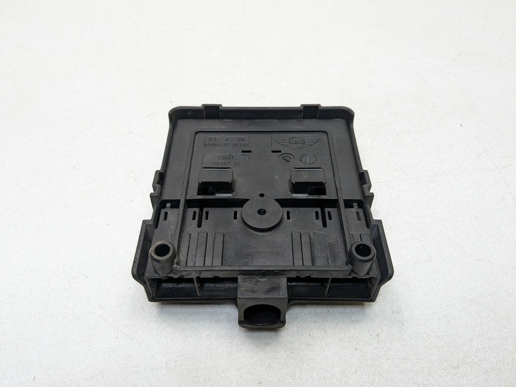 2009 - 2010 OEM MINI COOPER CONVERTIBLE POSITIVE TERMINAL POWER DISTRIBUTION BOX