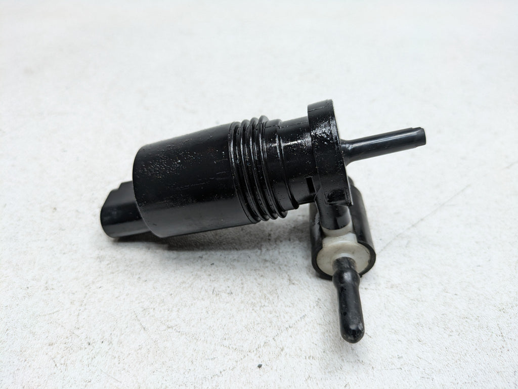 2009 - 2010 OEM MINI COOPER CONVERTIBLE WINDSHIELD FLUID WASHER PUMP