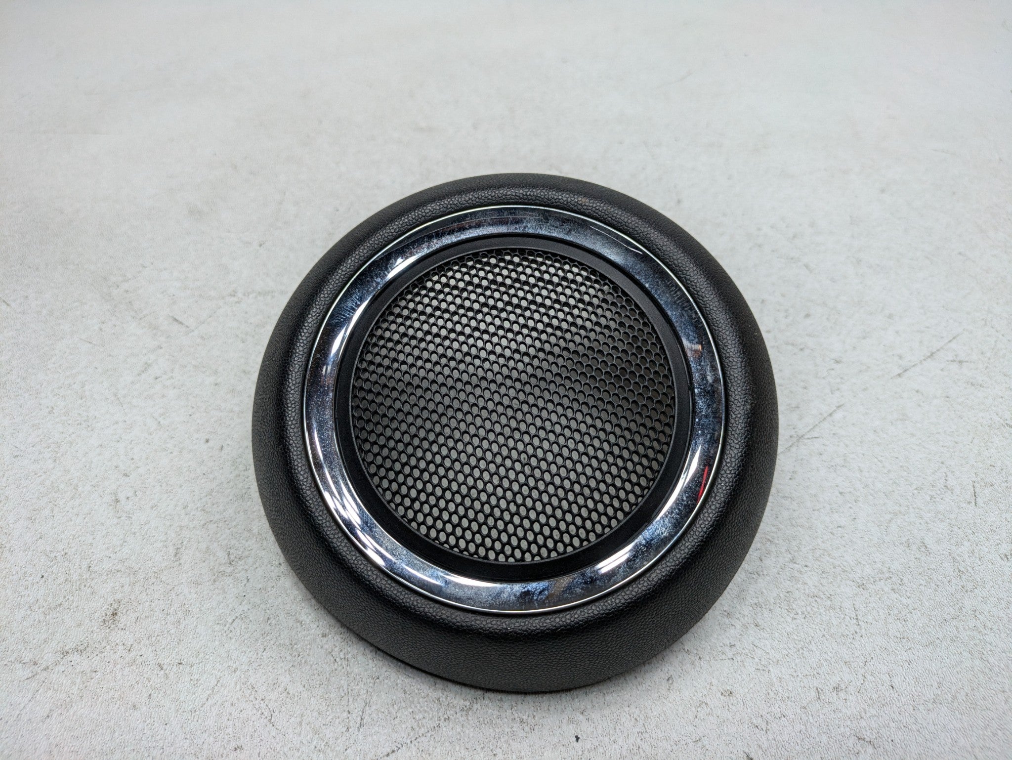 2009 - 2010 OEM MINI COOPER CONVERTIBLE FRONT RIGHT SIDE DOOR SPEAKER COVER