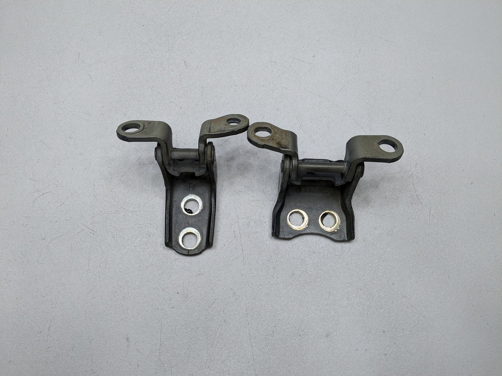 2004 - 2006 OEM ACURA TL FRONT RIGHT PASSENGER SIDE UPPER AND LOWER DOOR HINGE
