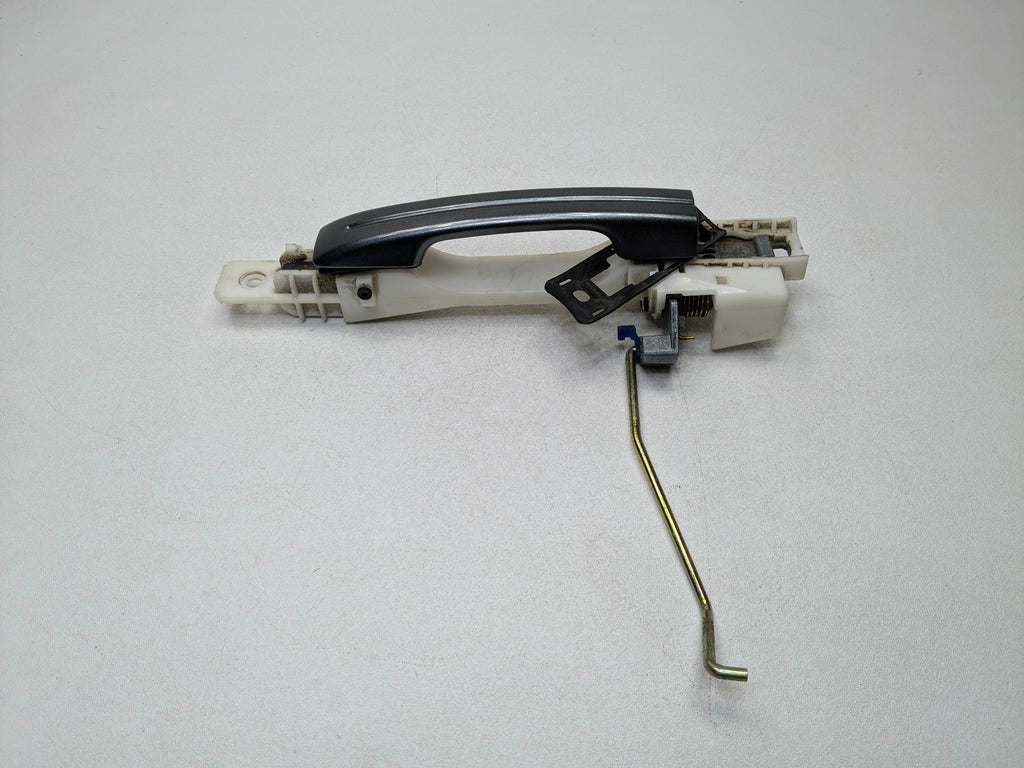 2004 - 2006 OEM ACURA TL FRONT RIGHT PASSENGER SIDE EXTERIOR DOOR HANDLE