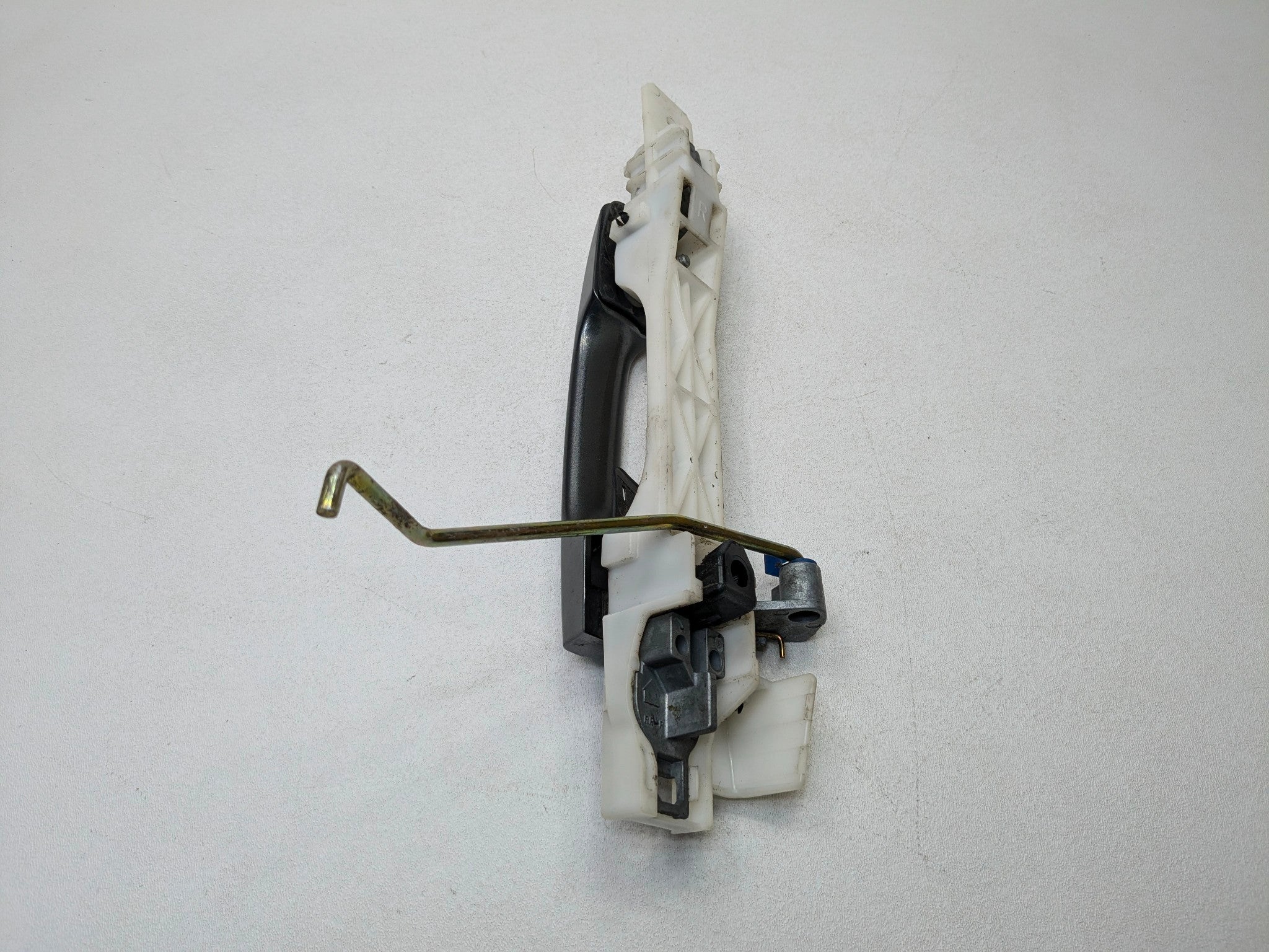 2004 - 2006 OEM ACURA TL FRONT RIGHT PASSENGER SIDE EXTERIOR DOOR HANDLE