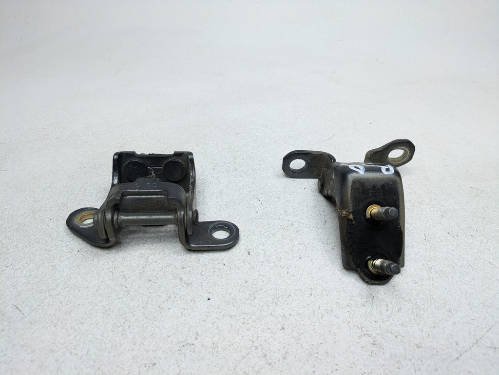 2004 - 2006 OEM ACURA TL REAR RIGHT PASSENGE SIDE UPPER AND LOWER DOOR HINGE SET
