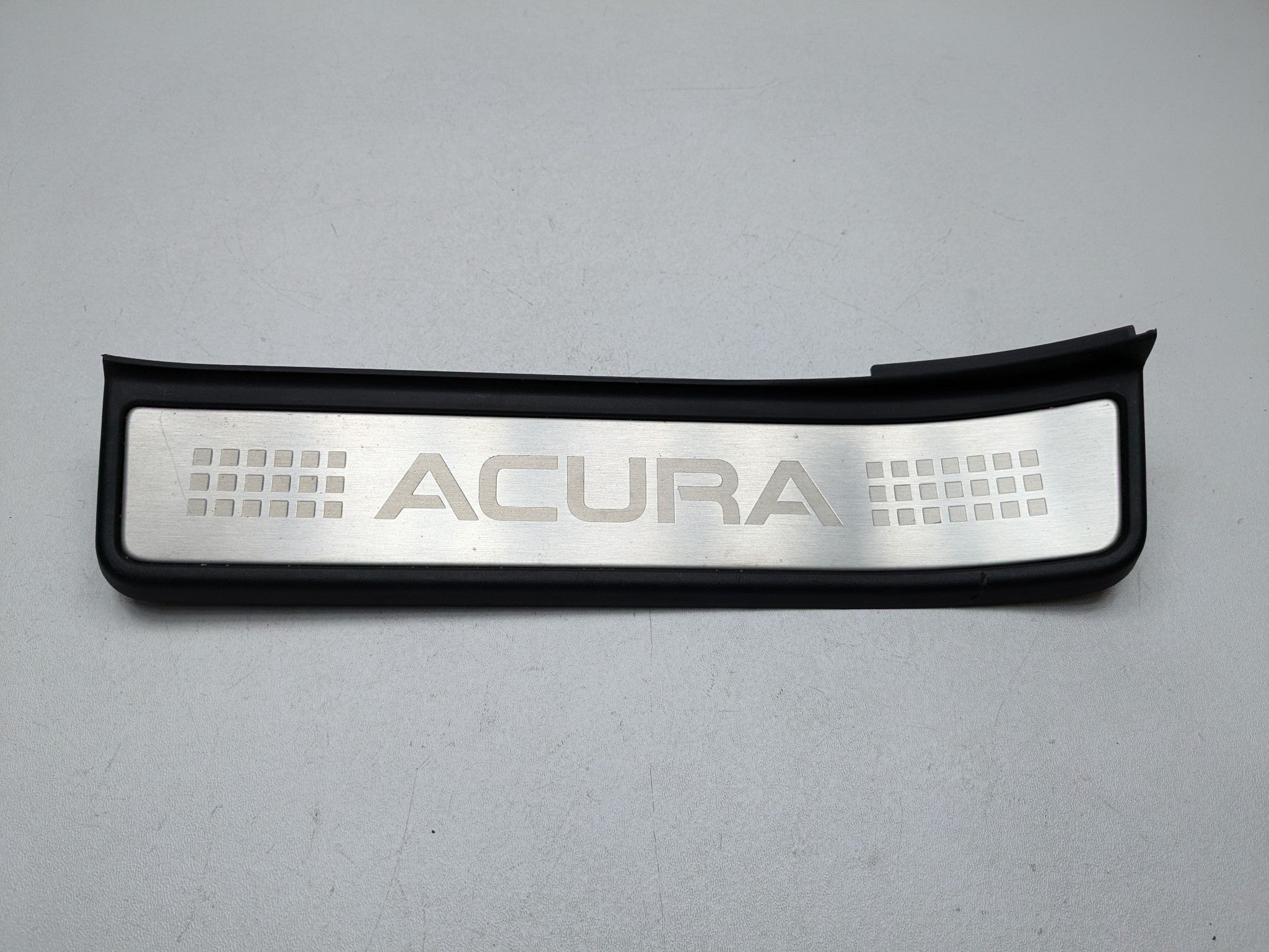2004 - 2006 OEM ACURA TL REAR LEFT DRIVER SIDE DOOR SILL SCUFF PLATE TRIM