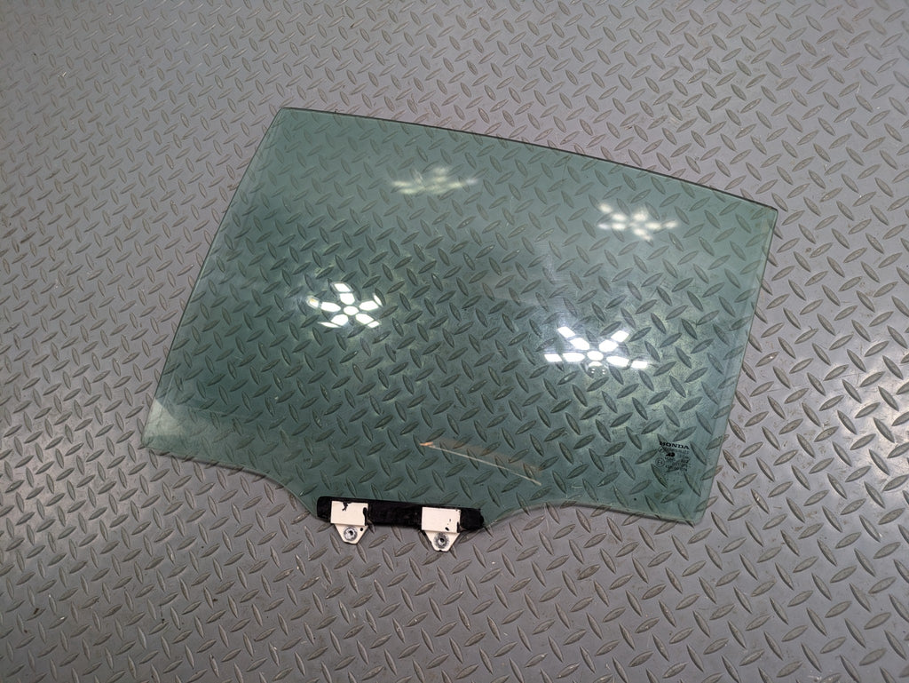 2004 - 2006 OEM ACURA TL REAR LEFT DRIVER SIDE DOOR WINDOW GLASS