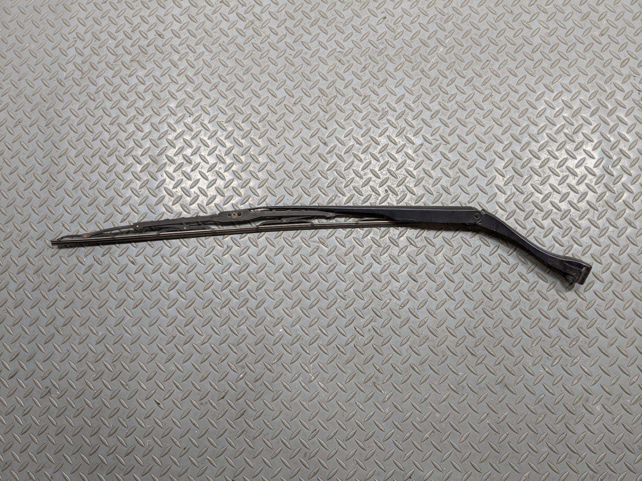 2004 - 2006 OEM ACURA TL FRONT LEFT DRIVER SIDE WINDSHIELD WIPER ARM WITH BLADE