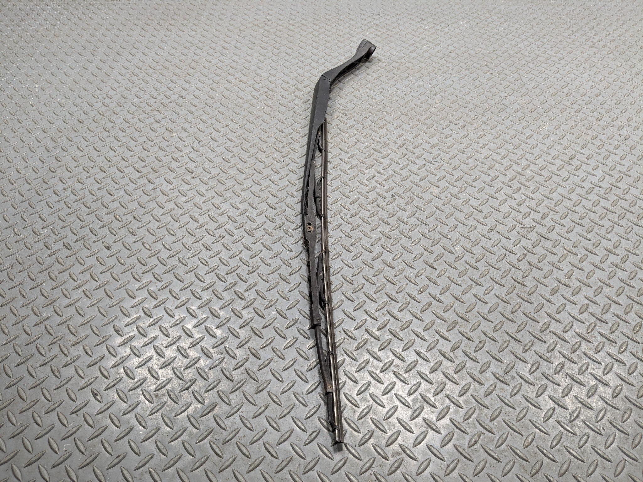 2004 - 2006 OEM ACURA TL FRONT LEFT DRIVER SIDE WINDSHIELD WIPER ARM WITH BLADE