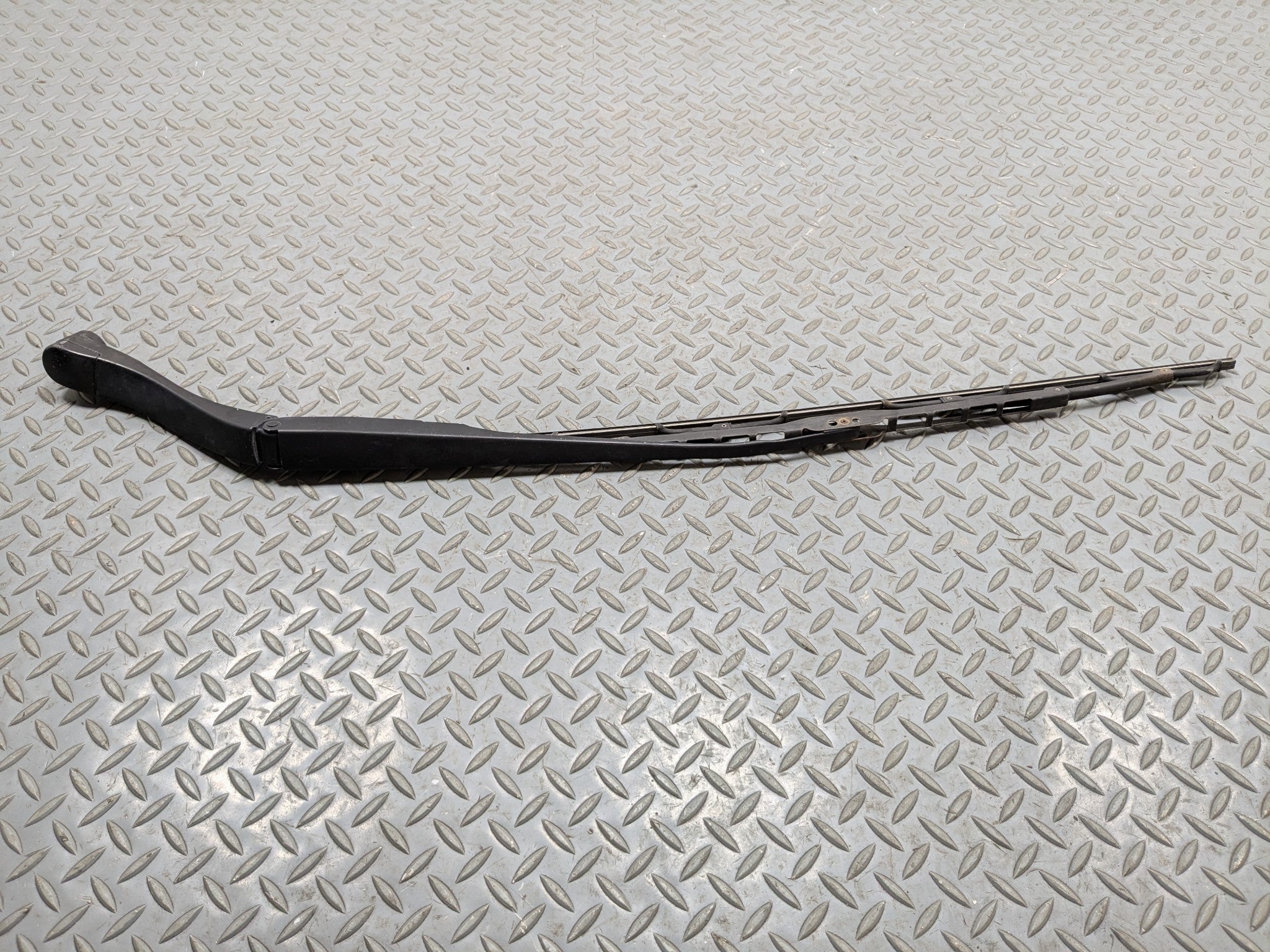 2004 - 2006 OEM ACURA TL FRONT LEFT DRIVER SIDE WINDSHIELD WIPER ARM WITH BLADE