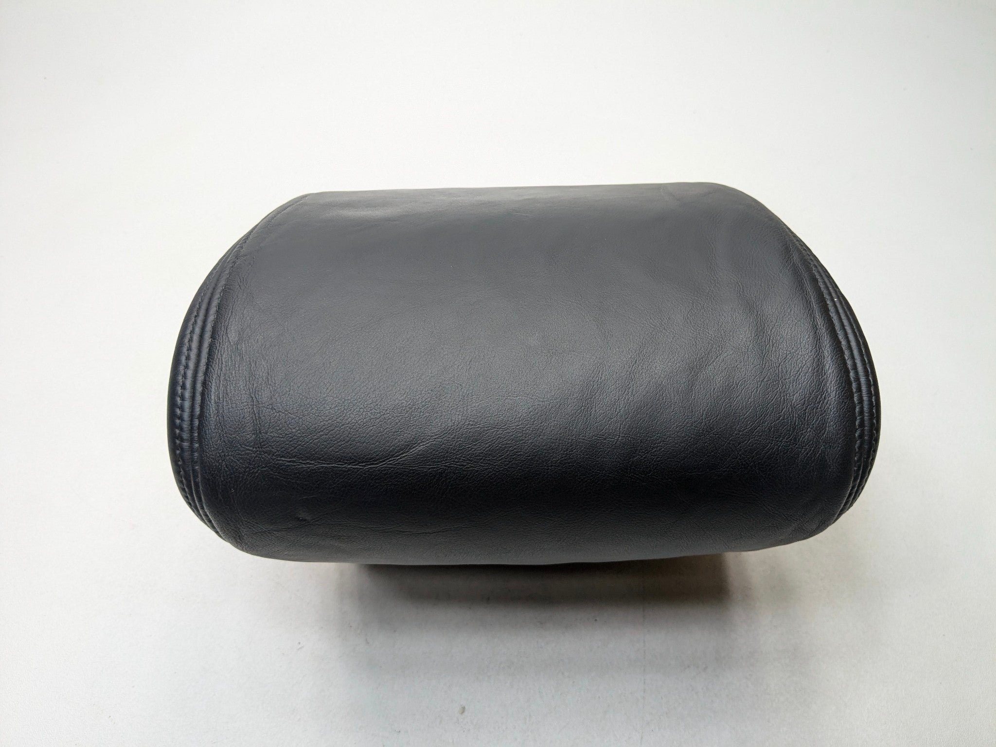 2004 - 2006 OEM ACURA TL FRONT RIGHT PASSENGER SIDE SEAT HEADREST BLACK LEATHER