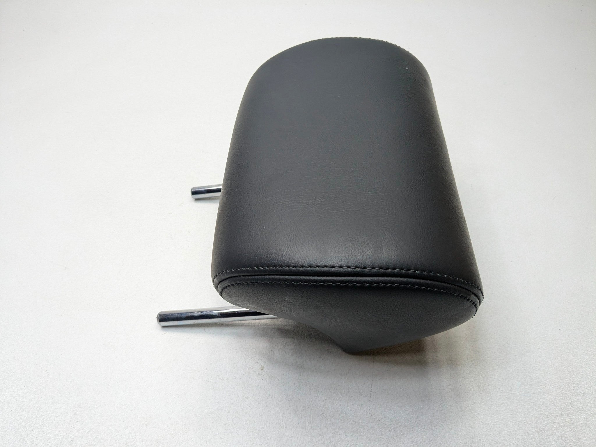 2004 - 2006 OEM ACURA TL REAR RIGHT PASSENGER SIDE SEAT HEADREST BLACK LEATHER