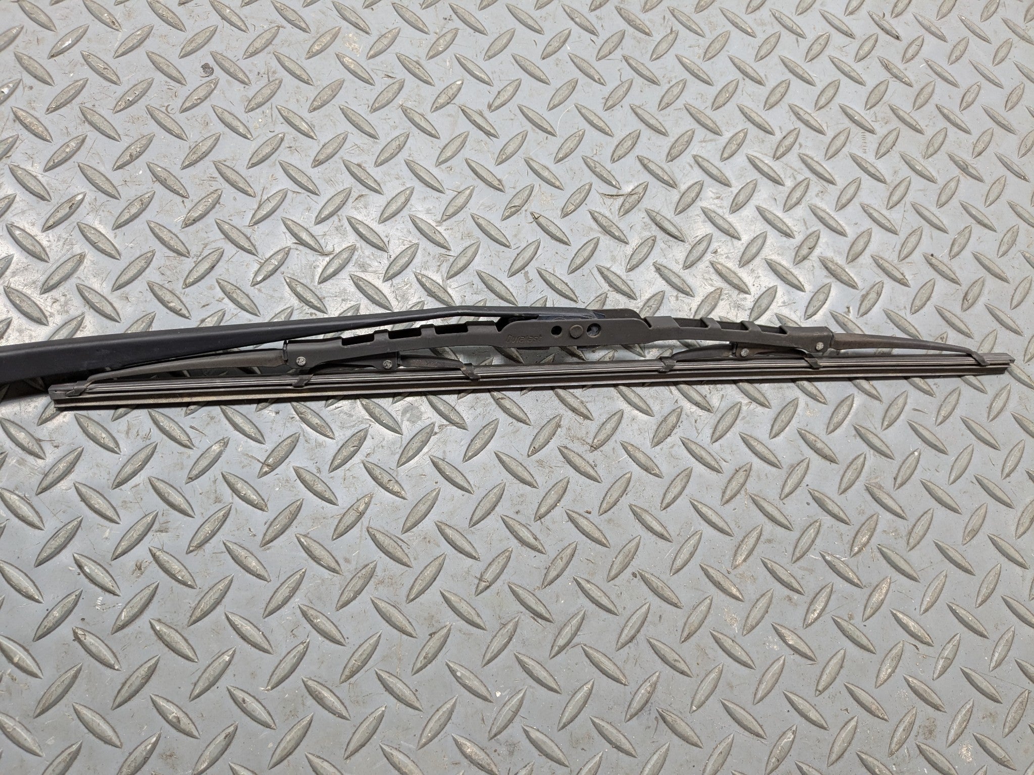 2004 - 2006 OEM ACURA TL FRONT RIGHT PASSENGER SIDE WINDSHIELD WIPER ARM