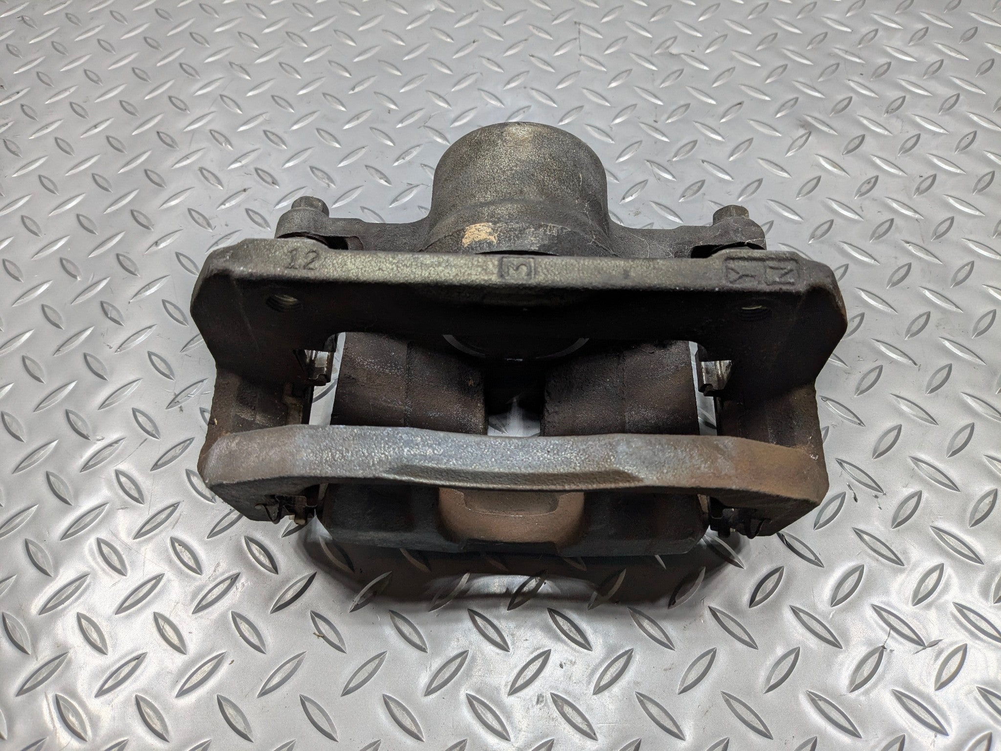2004 - 2006 OEM ACURA TL FRONT LEFT DRIVER SIDE BRAKE CALIPER ASSEMBLY