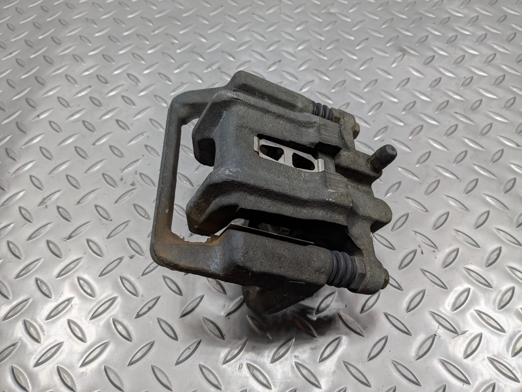 2004 - 2006 OEM ACURA TL REAR LEFT DRIVER SIDE BRAKE CALIPER ASSEMBLY
