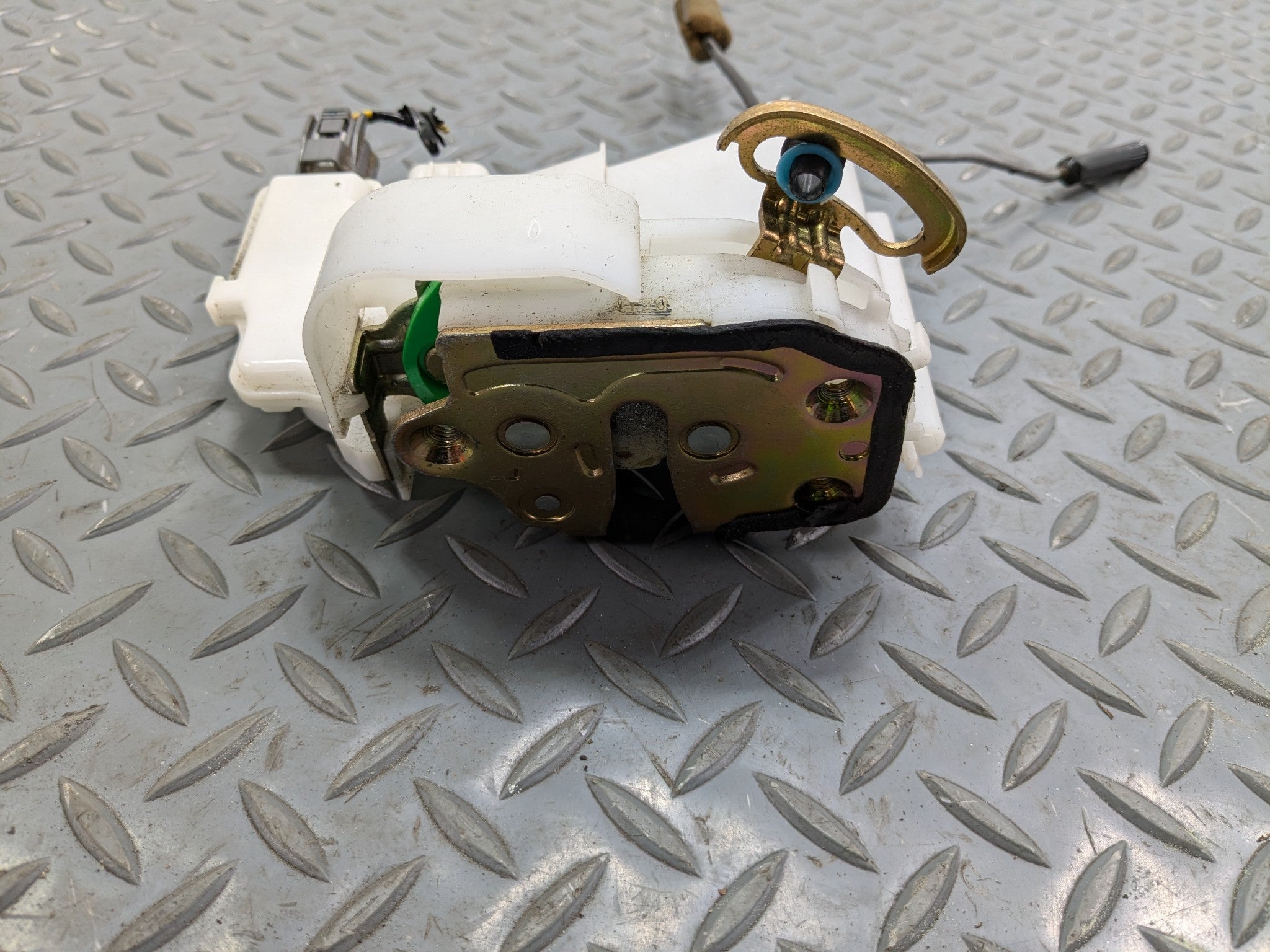 2004 - 2006 OEM ACURA TL REAR LEFT DRIVER SIDE DOOR LATCH LOCK ACTUATOR