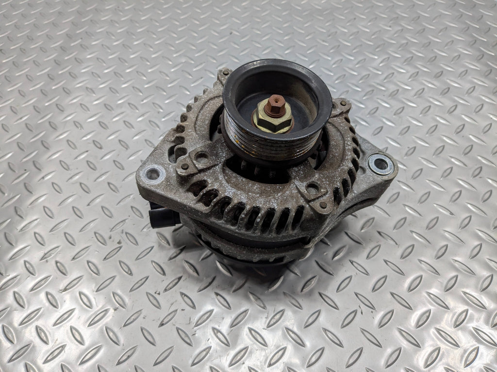 2004 - 2006 OEM ACURA TL POWER GENERATOR ENGINE MOTOR ALTERNATOR ASSEMBLY