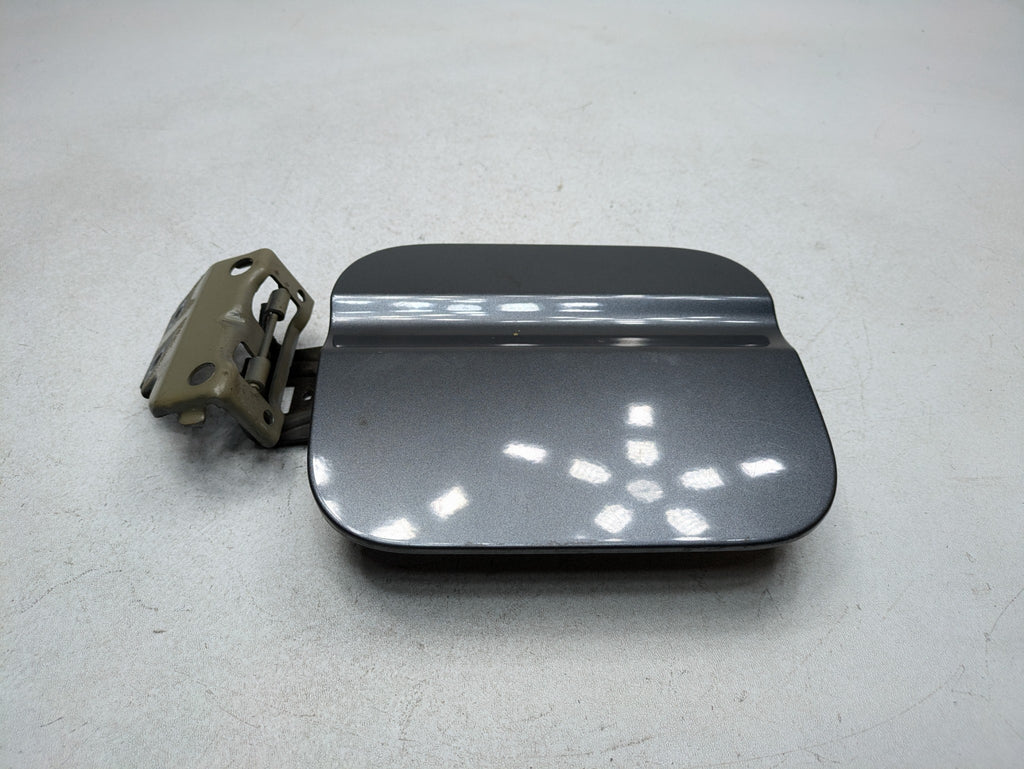 2004 - 2006 OEM ACURA TL GAS FUEL TANK FILLER DOOR LID COVER