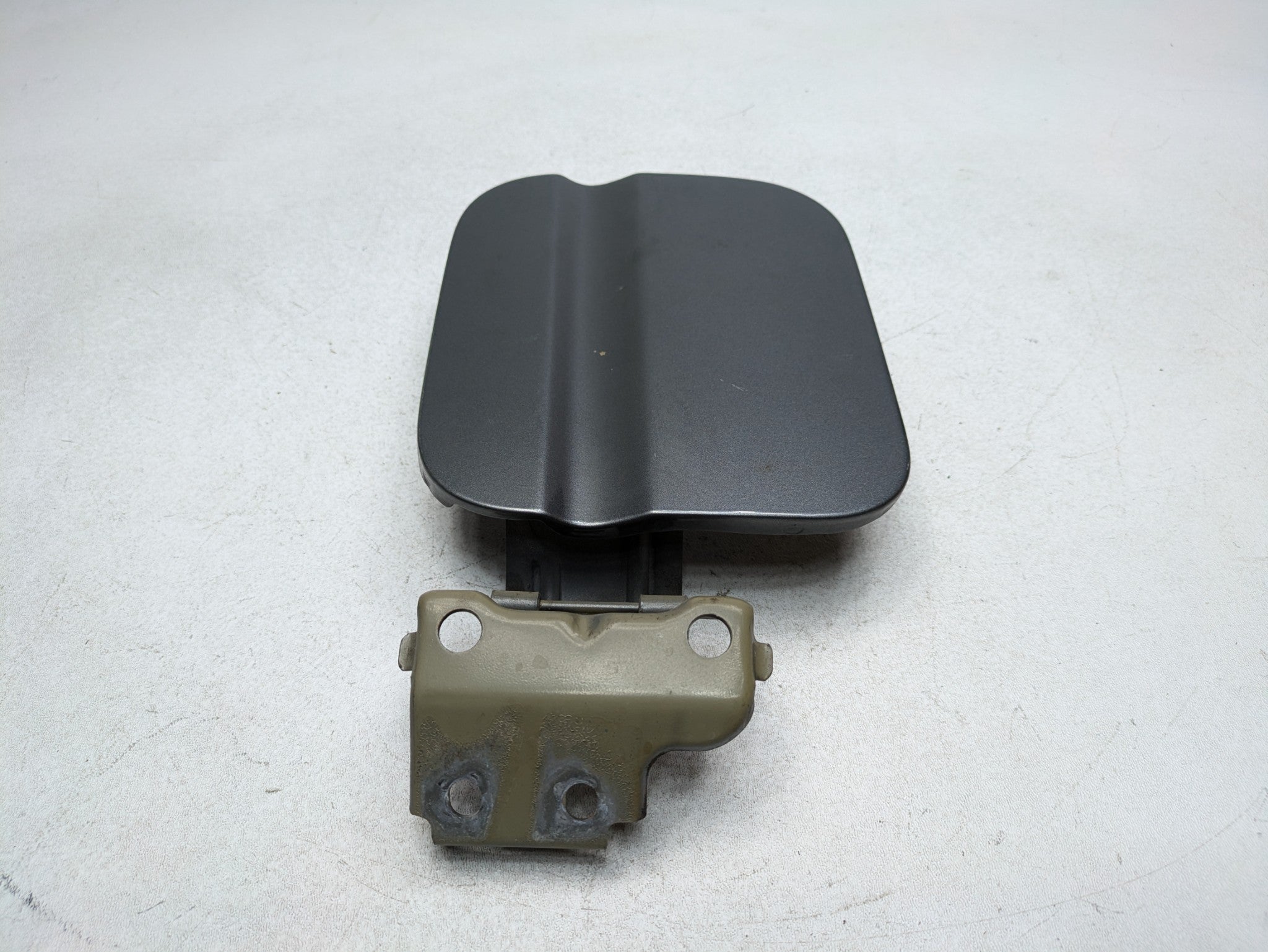 2004 - 2006 OEM ACURA TL GAS FUEL TANK FILLER DOOR LID COVER