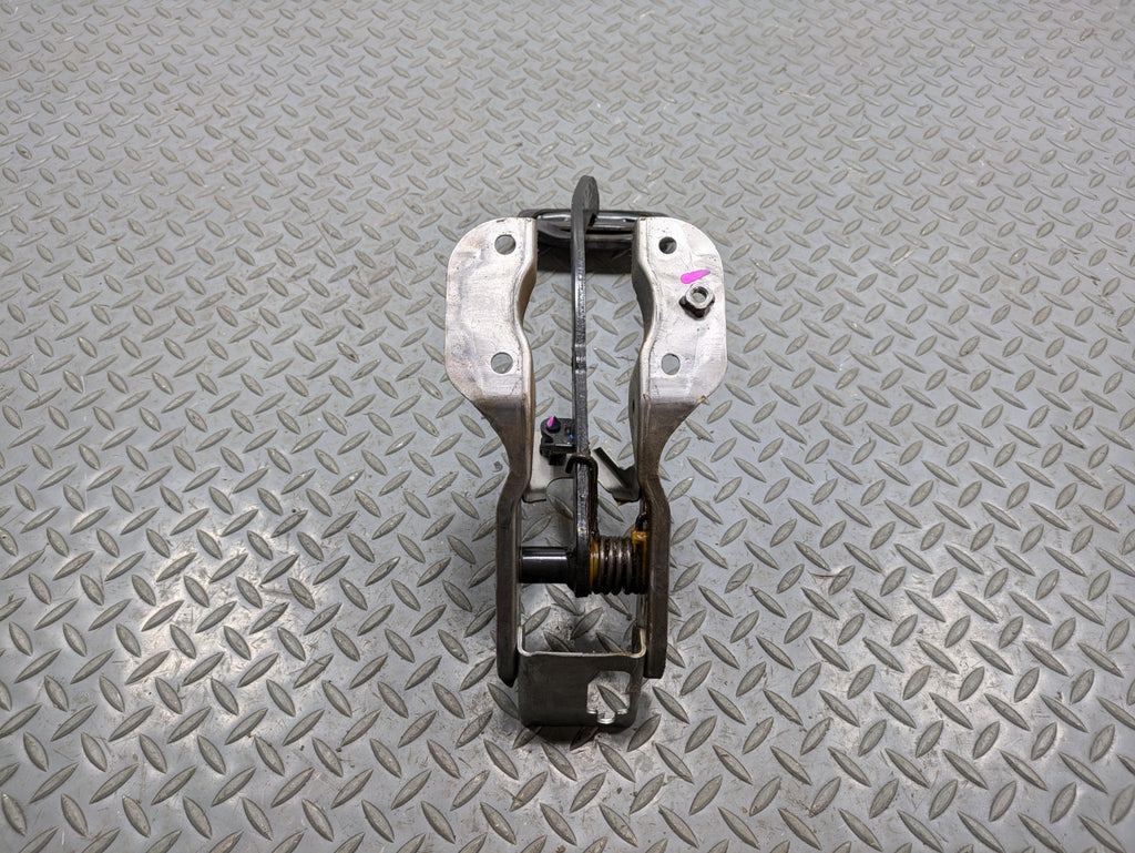 2004 - 2006 OEM ACURA TL PARKING BRAKE PEDAL FOOT STEP PAD WITH BRACKET ASSEMBLY