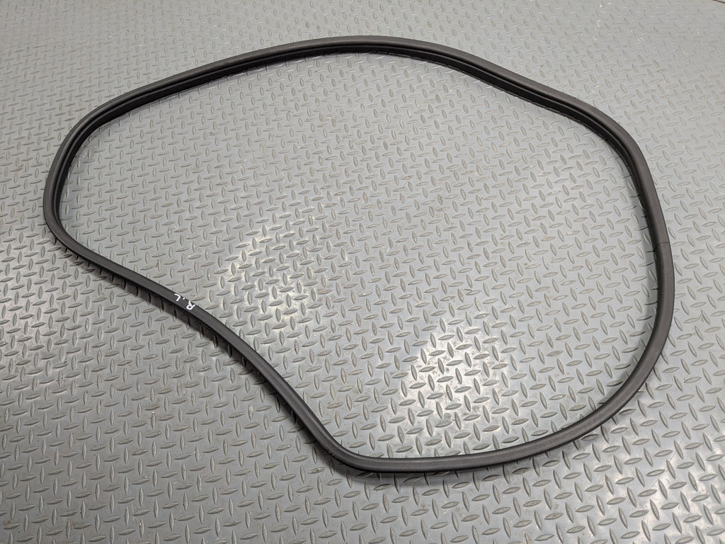 04 - 06 OEM ACURA TL REAR LEFT DRIVER SIDE DOOR SEAL WEATHER STRIPPING RUBBER