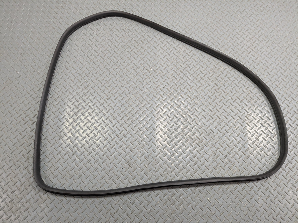 2004 - 2006 OEM ACURA TL REAR RIGHT SIDE DOOR SEAL WEATHER STRIPPING RUBBER