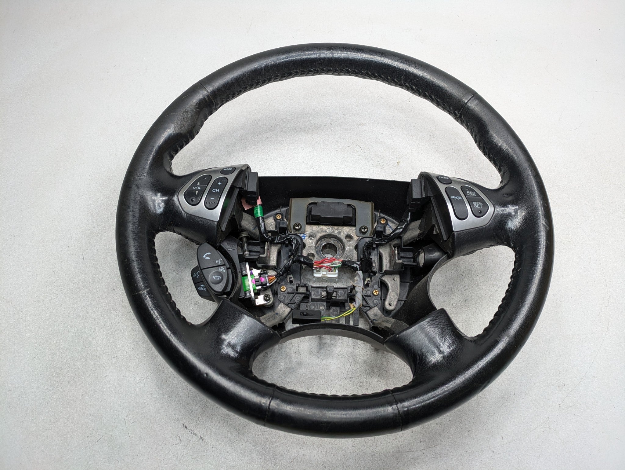 2004 - 2006 OEM ACURA TL POWER STEERING WHEEL WITH CONTROL SWITCH ASSEMBLY