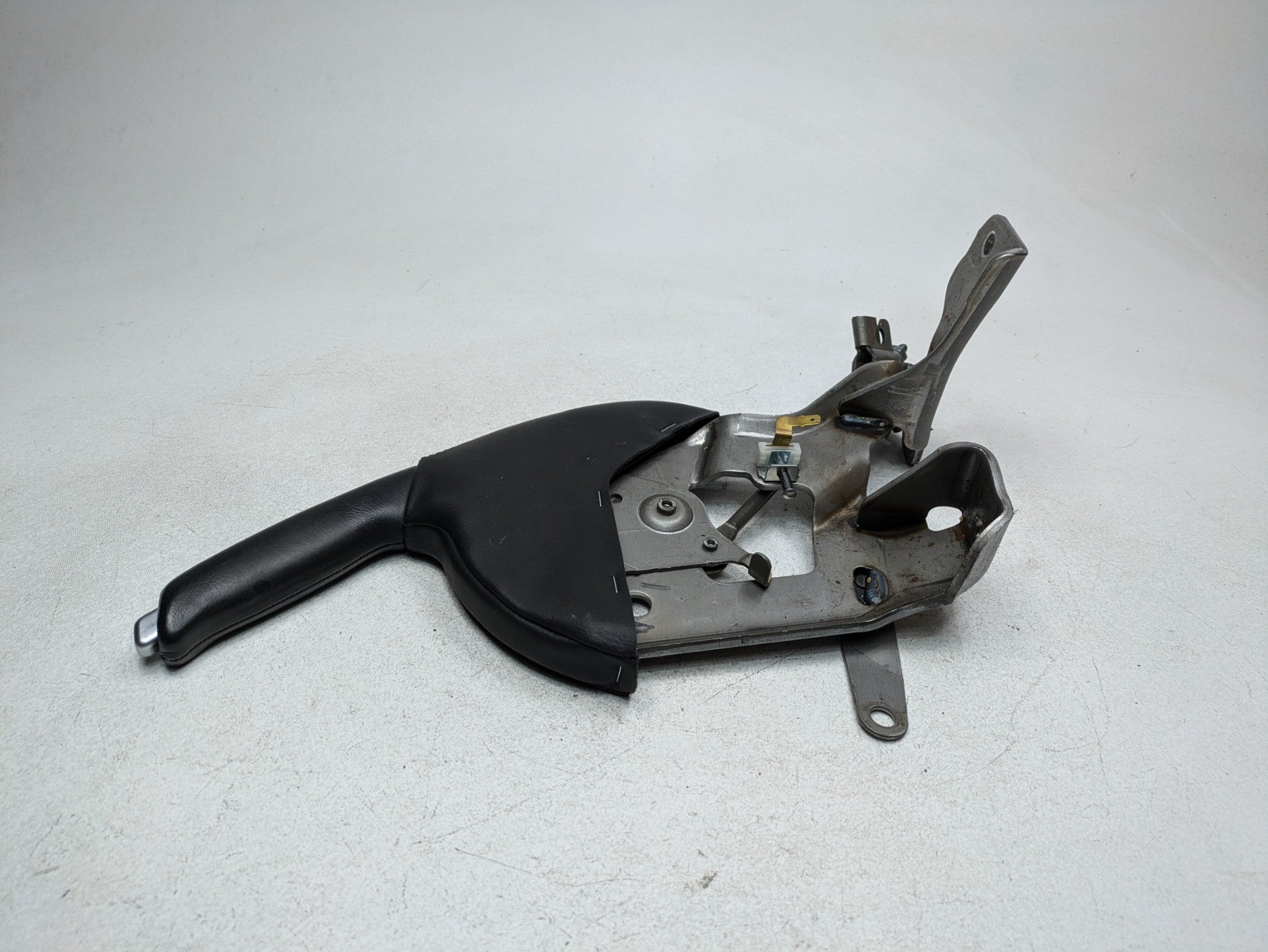 2004 - 2006 OEM ACURA TL EMERGENCY PARKING BRAKE HANDLE CONTROL LEVER ASSEMBLY