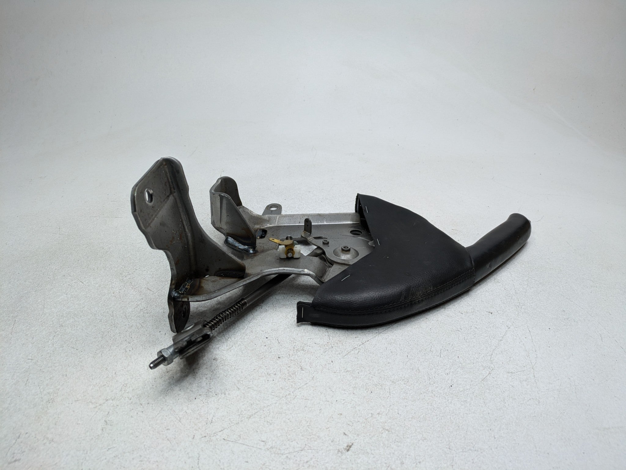 2004 - 2006 OEM ACURA TL EMERGENCY PARKING BRAKE HANDLE CONTROL LEVER ASSEMBLY