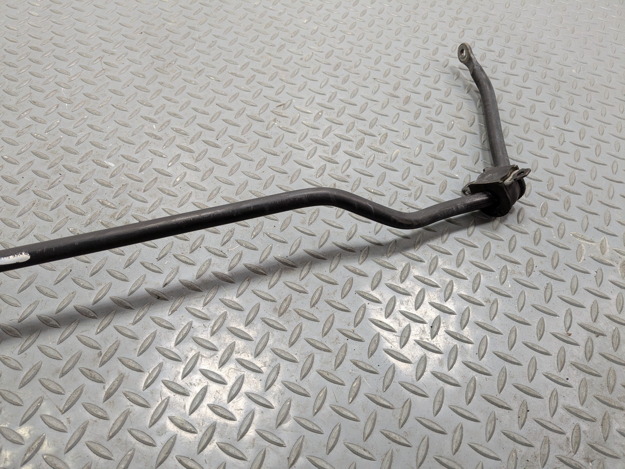 2004 - 2006 OEM ACURA TL REAR SUSPENSION STABILIZER ANTI ROLL SWAY BAR ROD